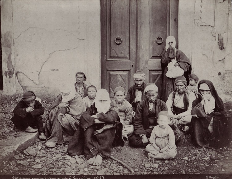 Adrianople region Turkish refugees sheltering in Gül Mosque in Constantinople, photograph by Berggren